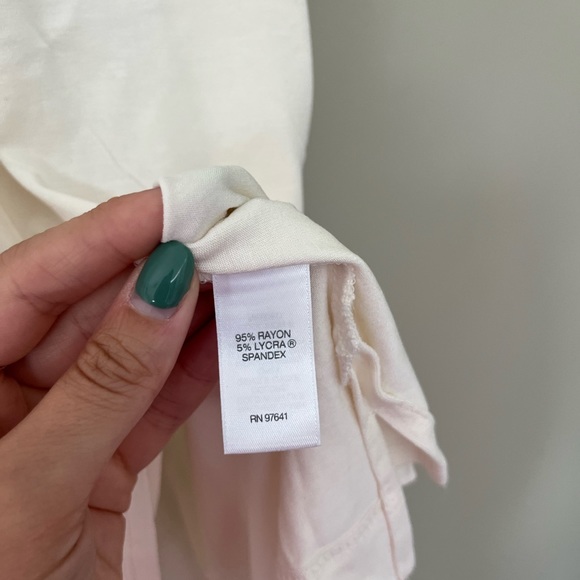 NWT J. Jill Wearever Collection Cream Tank Top - Picture 3 of 4